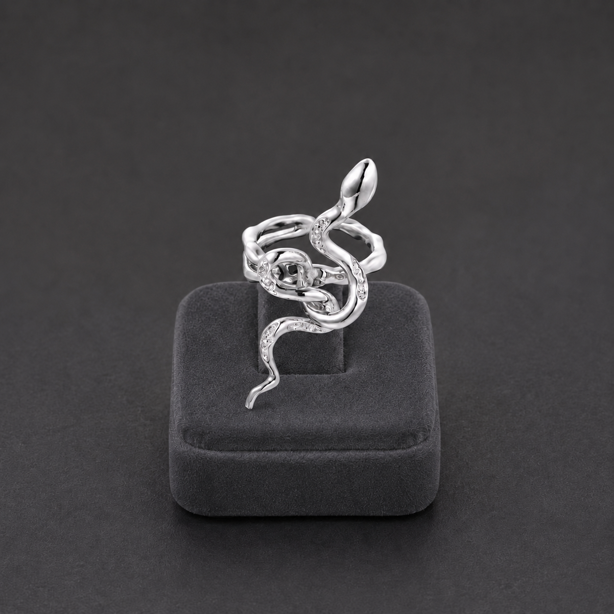 Serpentine Flow Ring
