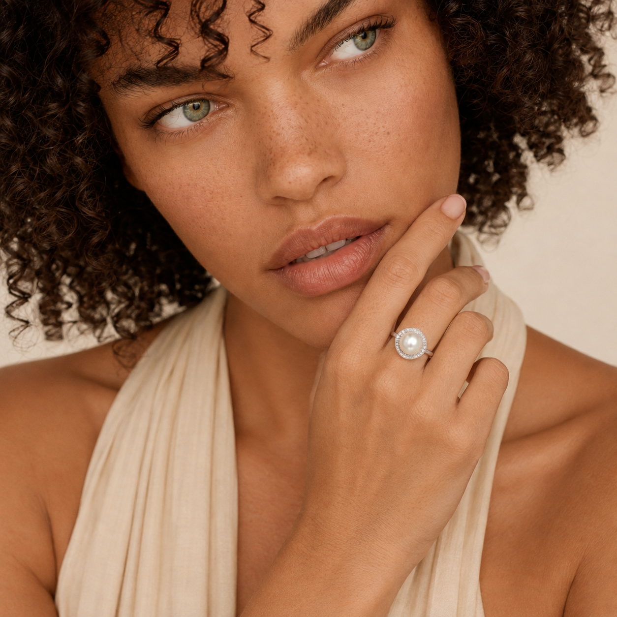 Lumière Pearl Halo Ring
